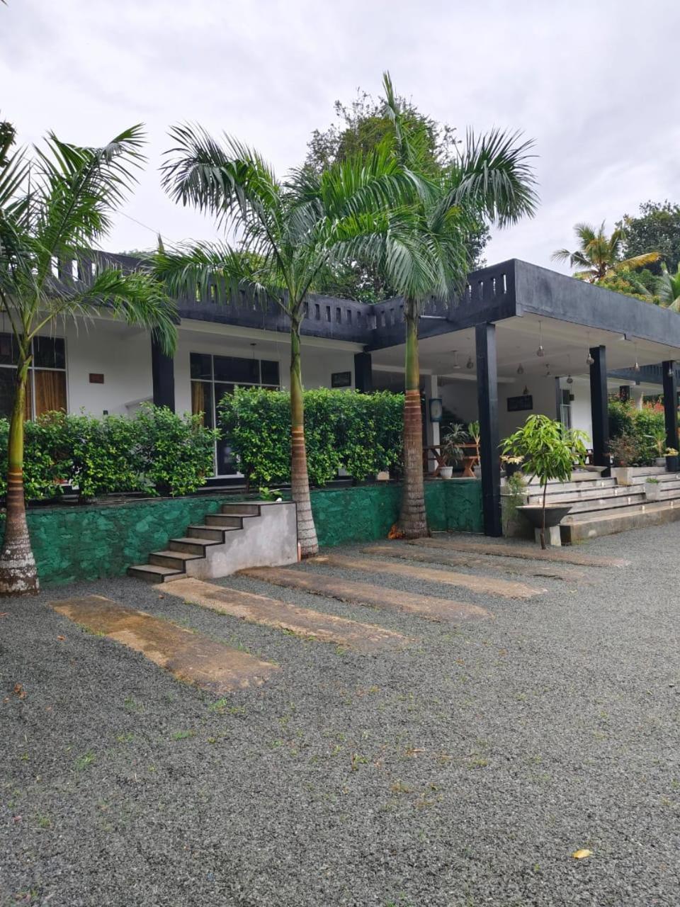 Queen'S Place Unawatuna Kültér fotó
